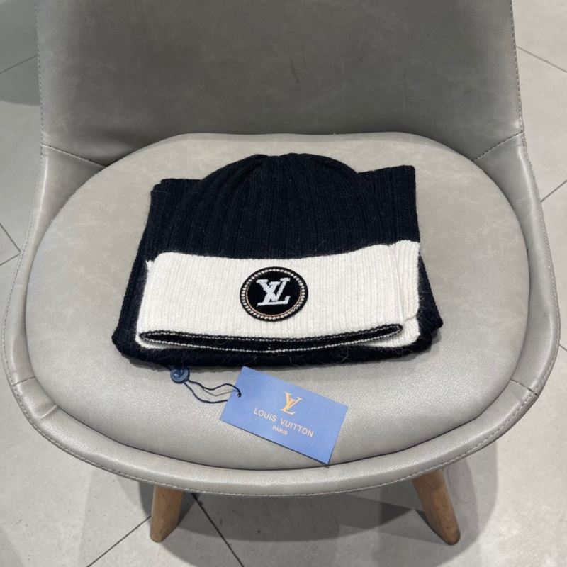 Louis Vuitton Caps Scarfs